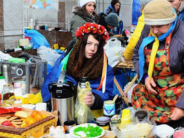 Бізнес матеріально підтримує Євромайдан, - член оргкомітету Євромайдану