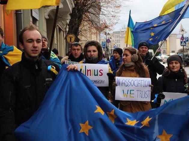 В Вильнюсе также проходит украинский Евромайдан (Фото)