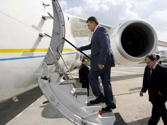 Янукович полетів до Вільнюса