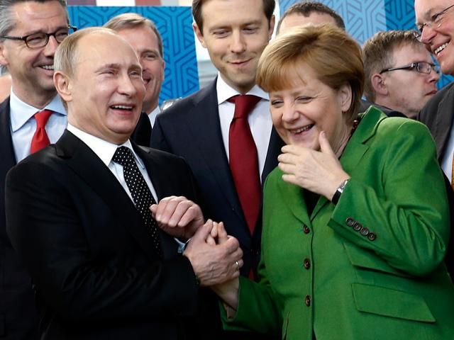 ЄС збирається поговорити з Росією щодо України ЄС збирається поговорити з Росією щодо України