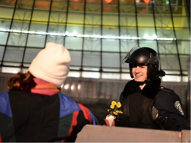 Євромайдан не будуть розганяти силою, - експерти Євромайдан не будуть розганяти силою, - експерти