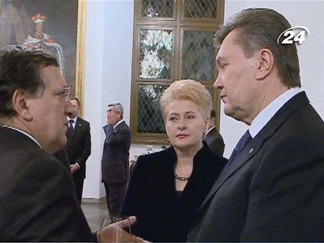 Підсумки тижня: Янукович провалив Саміт у Вільнюсі