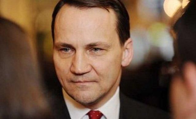 Великий план для України вже є, - Сікорський цілий ранок пише про Україну Великий план для України вже є, - Сікорський цілий ранок пише про Україну