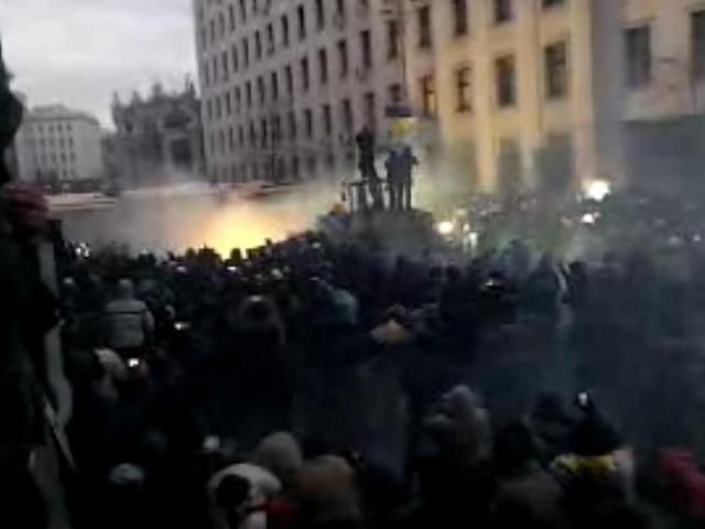 Штурм Банковой сделан по заказу Януковича, - Яценюк Штурм Банковой сделан по заказу Януковича, - Яценюк