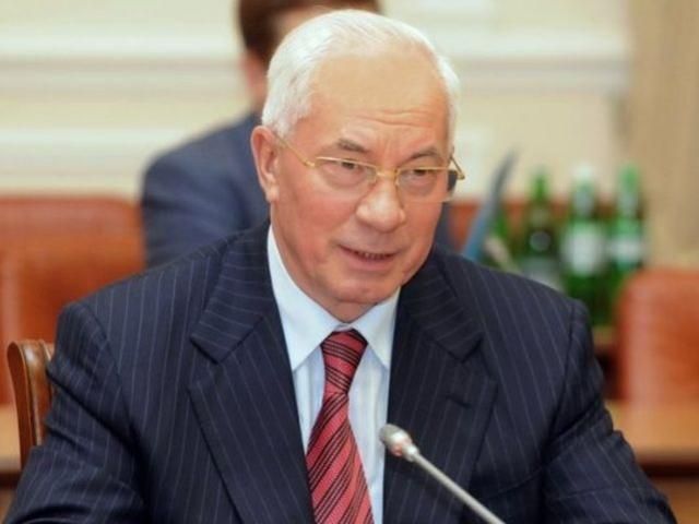 Все министры на рабочих местах. Азаров на связь не выходит, - источник Все министры на рабочих местах. Азаров на связь не выходит, - источник