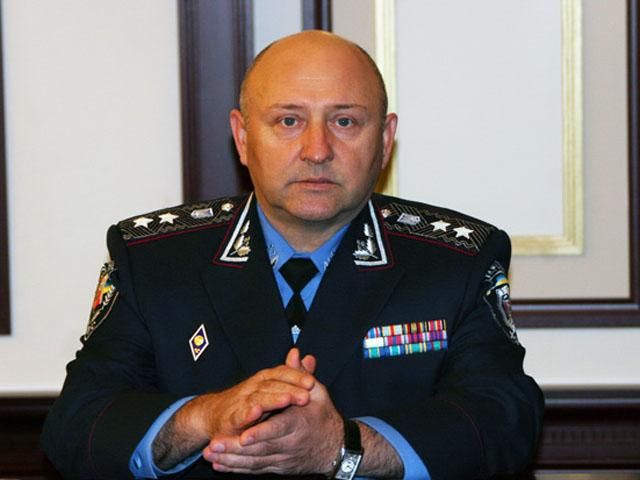 Голова столичної міліції обіцяє, що штурму не буде (Відео) Голова столичної міліції обіцяє, що штурму не буде (Відео)