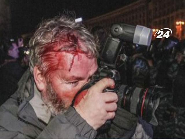 Понад 40 журналістів постраждало під час висвітлень Євромайданів