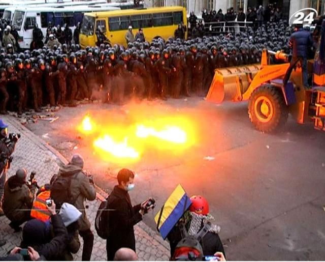 Європейські лідери активно реагують на події у Києві Європейські лідери активно реагують на події у Києві