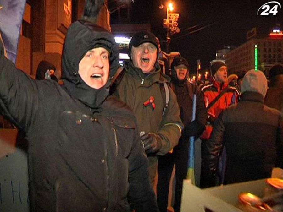 Мітингувальники пікетуватимуть уряд та парламент Мітингувальники пікетуватимуть уряд та парламент