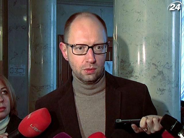 Янукович зробив вигляд, що він з іншої планети, - Яценюк