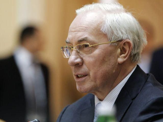 Азаров извинился за разгон Майдана Азаров извинился за разгон Майдана