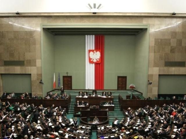 Польский сейм поддержал Евромайдан резолюцией Польский сейм поддержал Евромайдан резолюцией