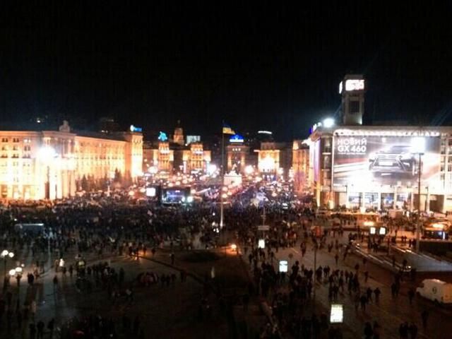 Евромайдан. Задача на завтра - пикет Кабмина, - Тягнибок Евромайдан. Задача на завтра - пикет Кабмина, - Тягнибок