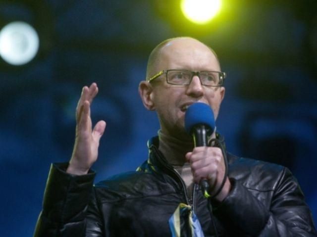 Улетел ли не улетел? Оппозиция не верит, что Янукович отправился в Китай Улетел ли не улетел? Оппозиция не верит, что Янукович отправился в Китай