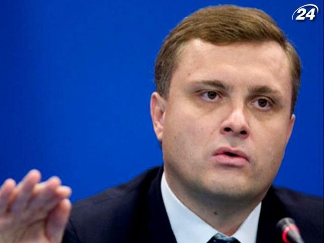 Качание во власти: Почему 20 регионалов так и не вышли из партии Качание во власти: Почему 20 регионалов так и не вышли из партии