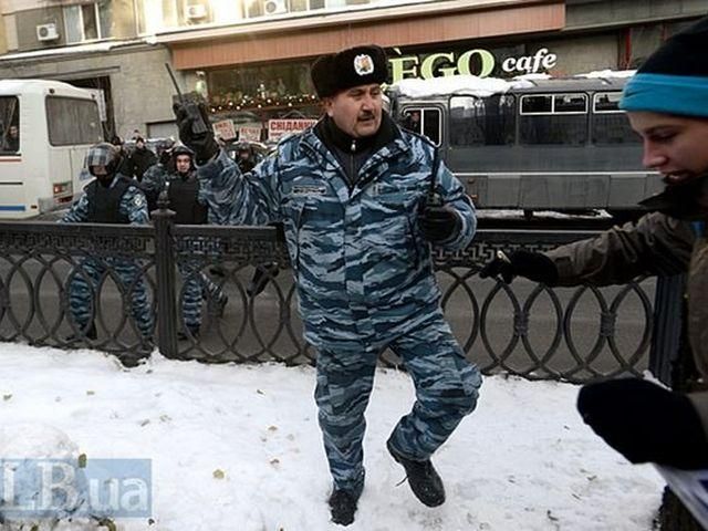 Майдан ніхто не розганяв, — "беркутівець" Майдан ніхто не розганяв, — "беркутівець"