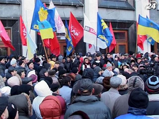 В Тернополе против митингующих открыли уголовное производство