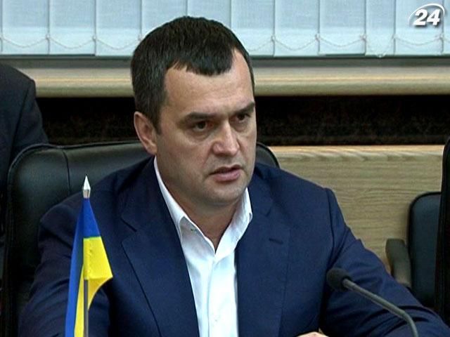 Захарченко не собирается уходить в отставку Захарченко не собирается уходить в отставку