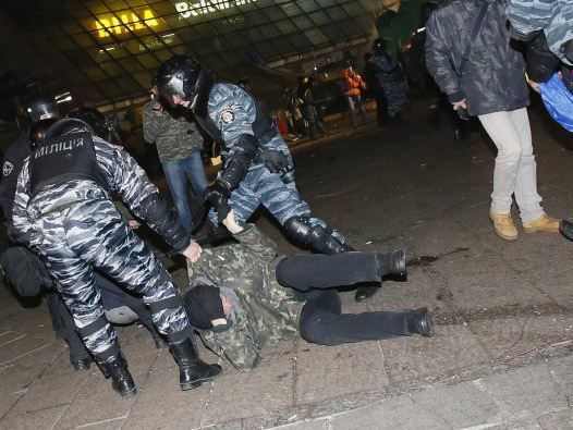 У справі про розгін Євромайдану немає ні затриманих, ні підозрюваних, - ГПУ