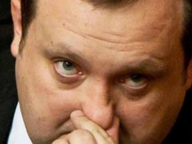 Арбузов однозначно не поддерживает отставку Рады или Президента, потому что в этом нет смысла