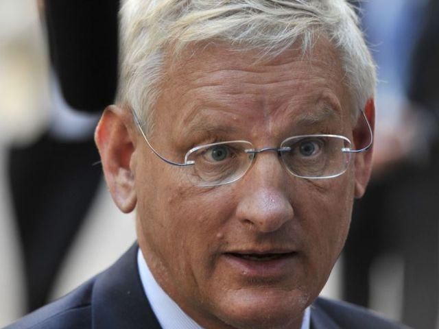 Бильдт опасается применения в Киеве насилия оппонентами евроинтеграции Бильдт опасается применения в Киеве насилия оппонентами евроинтеграции