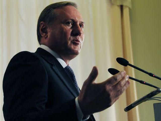 Никаких силовых действий, - Ефремов обещает не разгонять Евромайдан Никаких силовых действий, - Ефремов обещает не разгонять Евромайдан