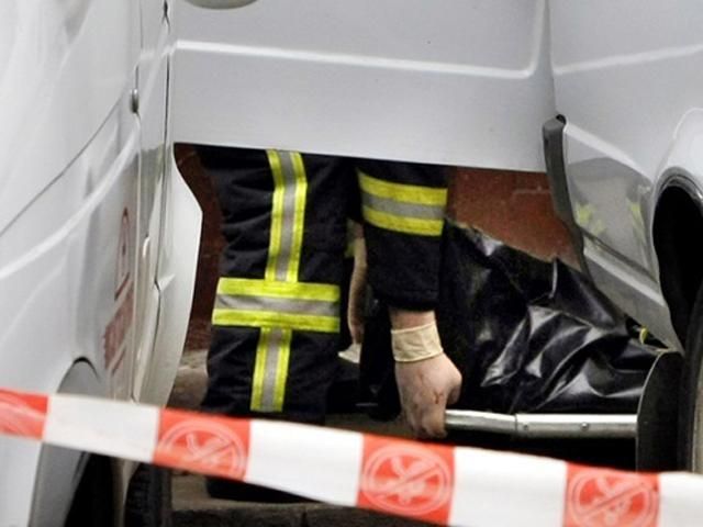 Поезд протаранил грузовик на Черкасщине, есть жертвы Поезд протаранил грузовик на Черкасщине, есть жертвы