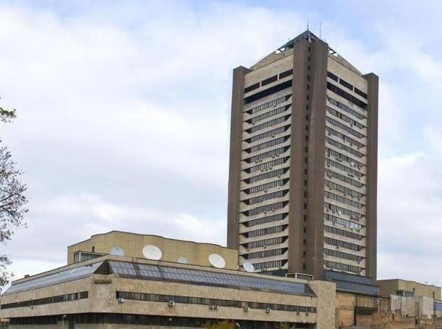 Силовики захватили телецентр в Киеве Силовики захватили телецентр в Киеве