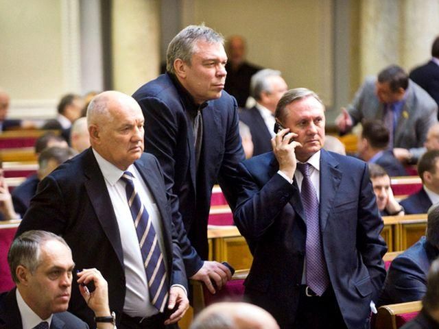 Регіонали говорять про погрози: Екстремісти перейшли межі людяності і моралі Регіонали говорять про погрози: Екстремісти перейшли межі людяності і моралі