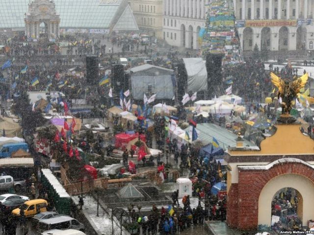 В Киеве собирается марш миллиона. Некоторые улицы уже блокирует милиция