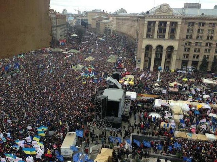 Євромайдан розширює свої межі Євромайдан розширює свої межі