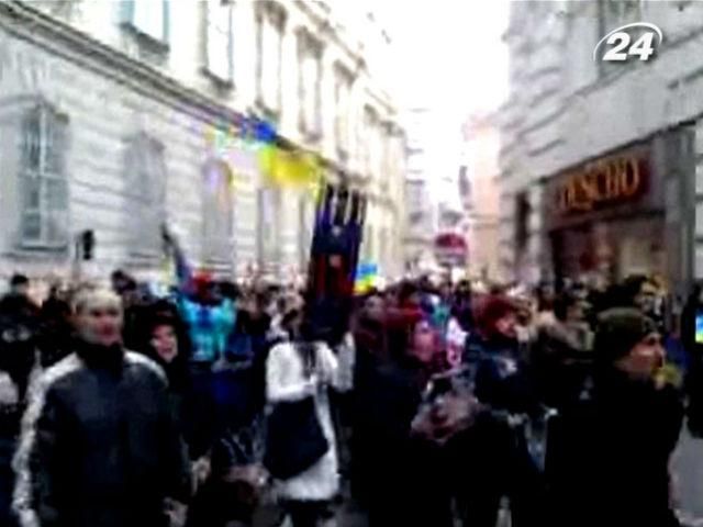  Українці у цілому світі підтримали київський Євромайдан