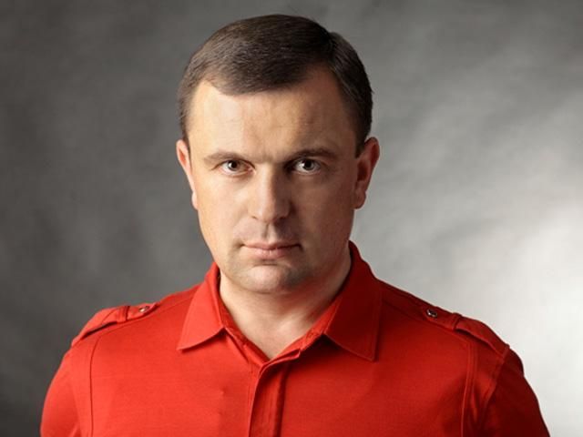 Затриманого провокатора доправили до Печерського райвідділу міліції Затриманого провокатора доправили до Печерського райвідділу міліції