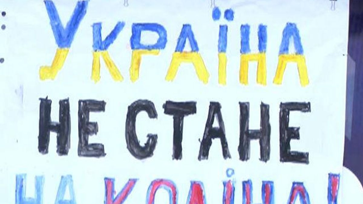 Підтримати Народне віче вийшли понад 5 тис. лучан Підтримати Народне віче вийшли понад 5 тис. лучан