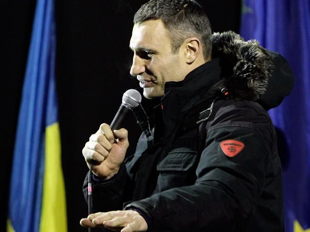 Сикорский сравнил Кличко с Валенсой Сикорский сравнил Кличко с Валенсой