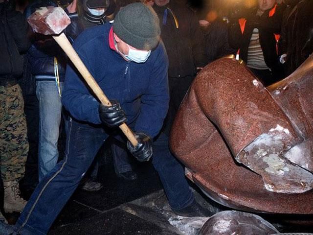 За Леніна ще нікого не затримали, - міліція