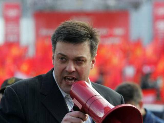 Тягнибок заспокоїв: Такою кількістю міліції вони нічого не зроблять Тягнибок заспокоїв: Такою кількістю міліції вони нічого не зроблять