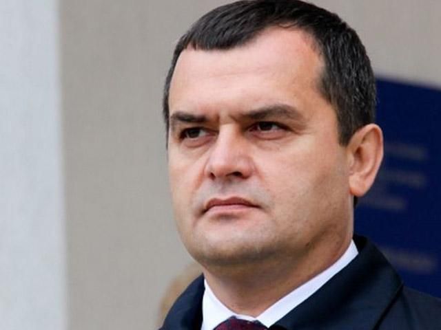 Захарченко визнає провину правоохоронців, але відповідальність скидає на політиків Захарченко визнає провину правоохоронців, але відповідальність скидає на політиків