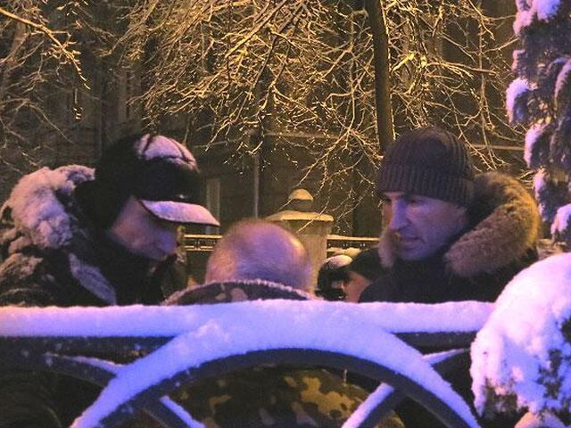 Богословська кличе киян на барикади до братів Кличків Богословська кличе киян на барикади до братів Кличків