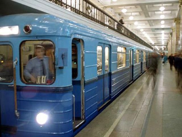 Усі станції метро сьогодні працюють