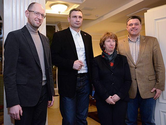 Считаем, что можем решить ситуацию, - Яценюк после встречи с Эштон Считаем, что можем решить ситуацию, - Яценюк после встречи с Эштон