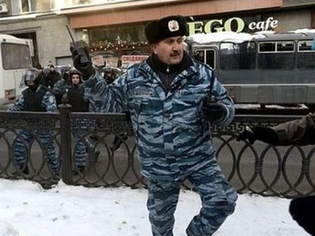 КГГА и Дом профсоюзов не будут штурмовать, - полковник "Беркута"