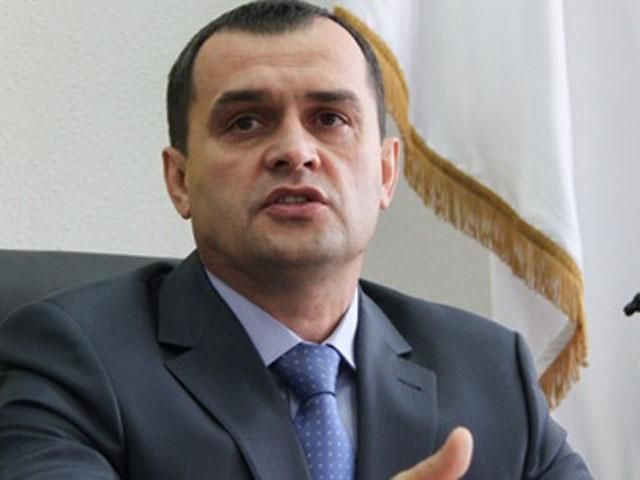 Захарченко вкотре запевнив, що не розганятиме Євромайдан Захарченко вкотре запевнив, що не розганятиме Євромайдан