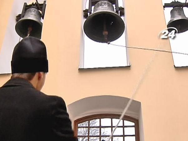 Во львовских храмах не утихают колокола Во львовских храмах не утихают колокола