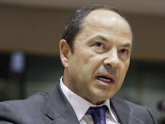 Тигипко предлагает переформатировать правительство и составить программу на 100 дней Тигипко предлагает переформатировать правительство и составить программу на 100 дней