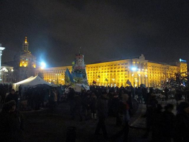На Майдан приїхали 50 мікроавтобусів з активістами, чекають 100 тисяч людей