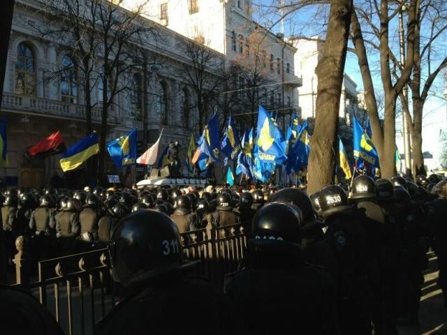 Багато бійців захворіло, на зміну їм приїжджають інші, - МВС