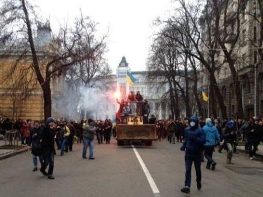 На выходных в Киеве готовится масштабное побоище, - журналист На выходных в Киеве готовится масштабное побоище, - журналист