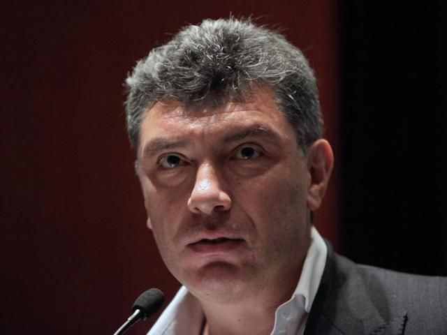 Российскому оппозиционеру Немцову запретили въезд в Украину