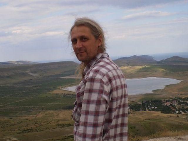 Из-под ареста освободили еще одного активиста Евромайдана (Фото) Из-под ареста освободили еще одного активиста Евромайдана (Фото)